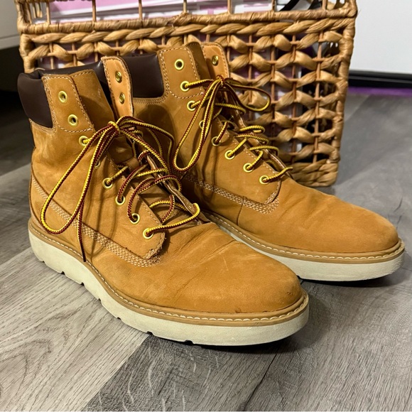 Timberland Women's Nubuck Tan Leather Boots Sz. 9 - Picture 7 of 9